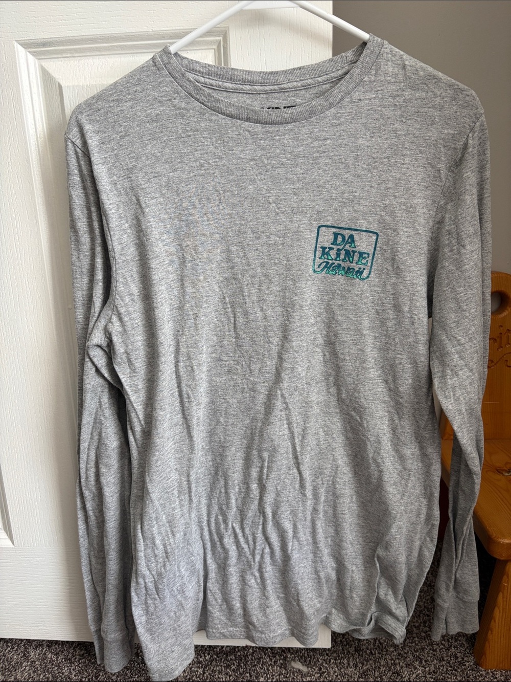 Dakine Gray Long Sleeve Tee with Teal Logo